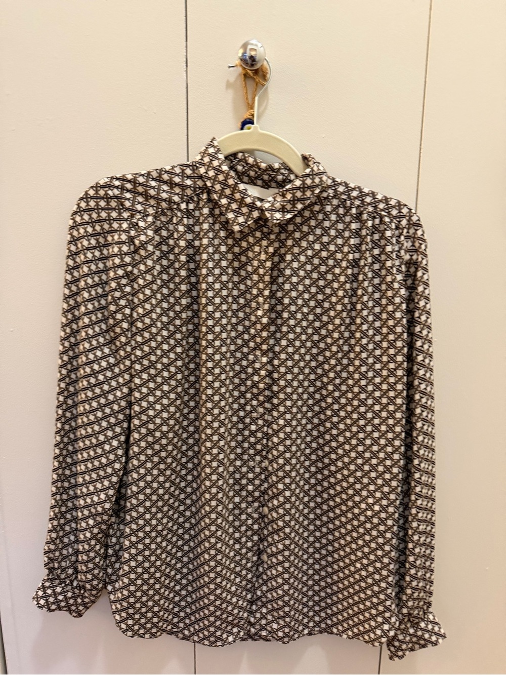 H&M Brown and Cream Patterned Button-Down Shirt